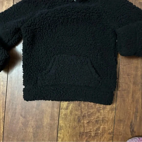 Disney Minnie Mouse Cozy Black sherpa Hoodie with Bear Ears and plaid bow 2T - Picture 3 of 3